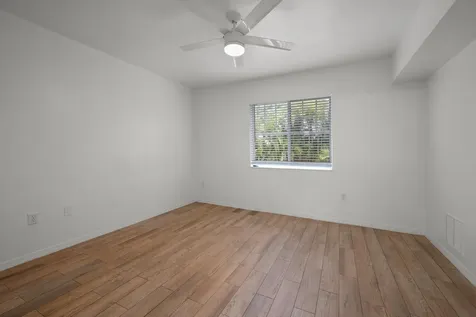 6475 Emerald Dunes Drive West Palm Beach FL 33411