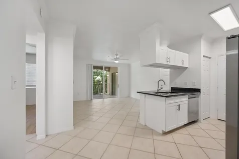 6475 Emerald Dunes Drive West Palm Beach FL 33411