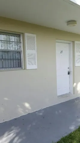 1501 Crescent Circle Lake Park FL 33403