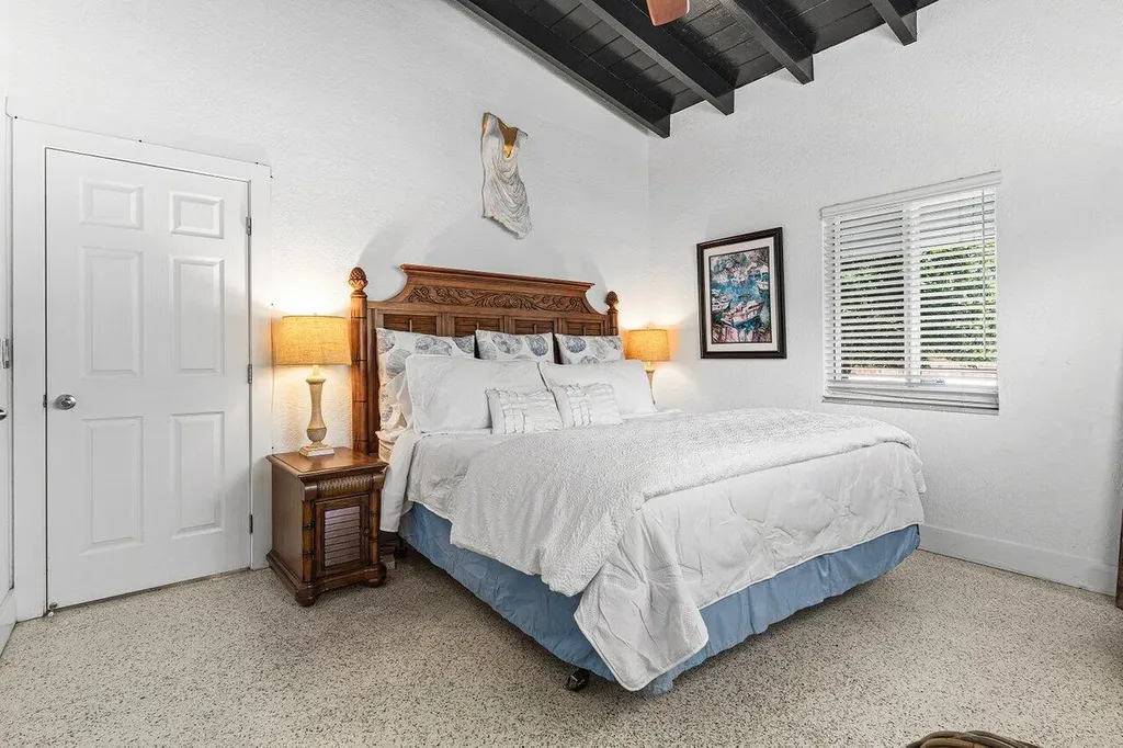 340 NE 7th Avenue Delray Beach FL 33483