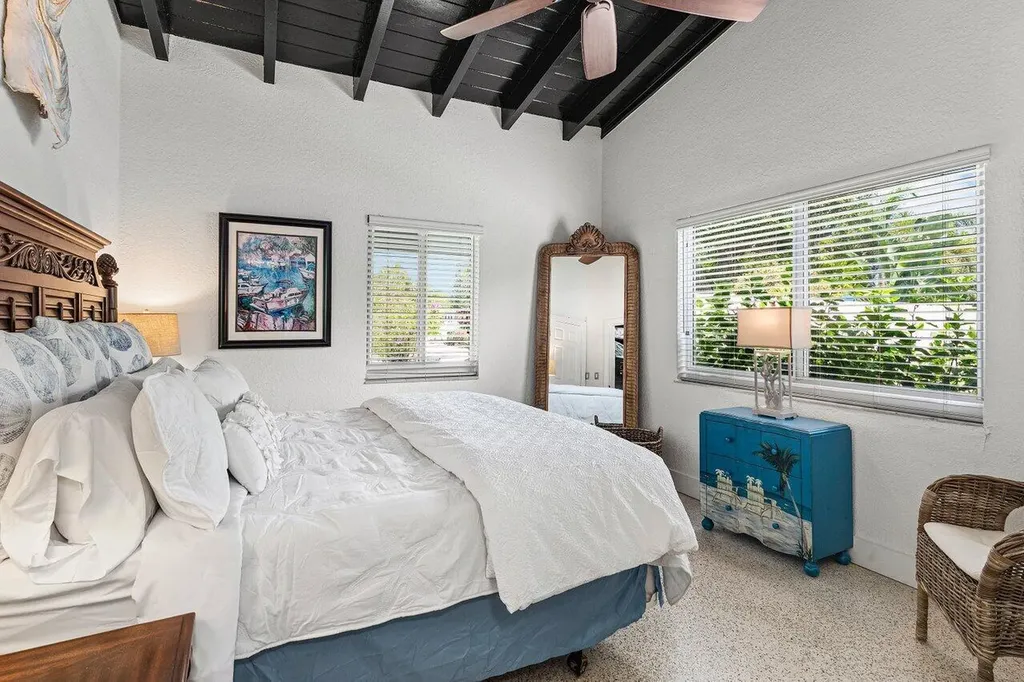 340 NE 7th Avenue Delray Beach FL 33483