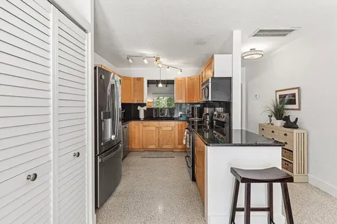 340 NE 7th Avenue Delray Beach FL 33483