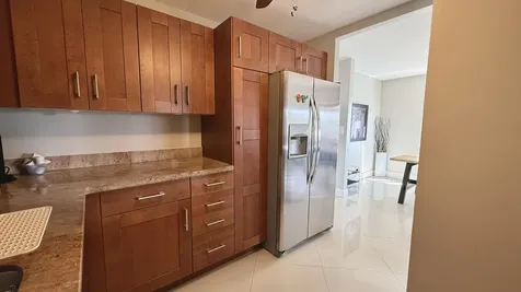 401 Golden Isle Drive Hallandale Beach FL 33009