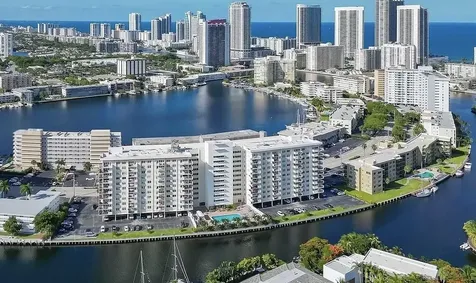 401 Golden Isle Drive Hallandale Beach FL 33009