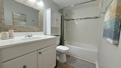 401 Golden Isle Drive Hallandale Beach FL 33009