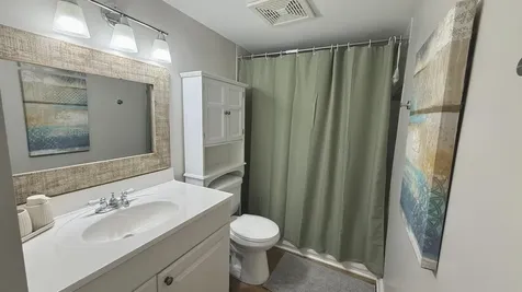 401 Golden Isle Drive Hallandale Beach FL 33009