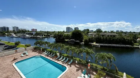 401 Golden Isle Drive Hallandale Beach FL 33009