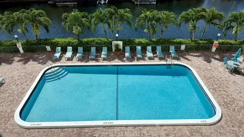 401 Golden Isle Drive Hallandale Beach FL 33009