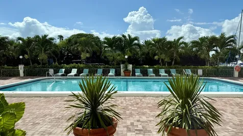 401 Golden Isle Drive Hallandale Beach FL 33009