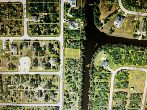 286 Salisbury Street Port Charlotte FL 33954