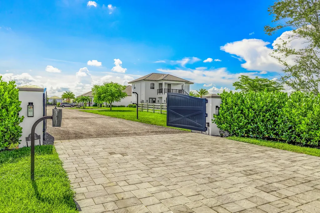 5181 Lasso Way Wellington FL 33449