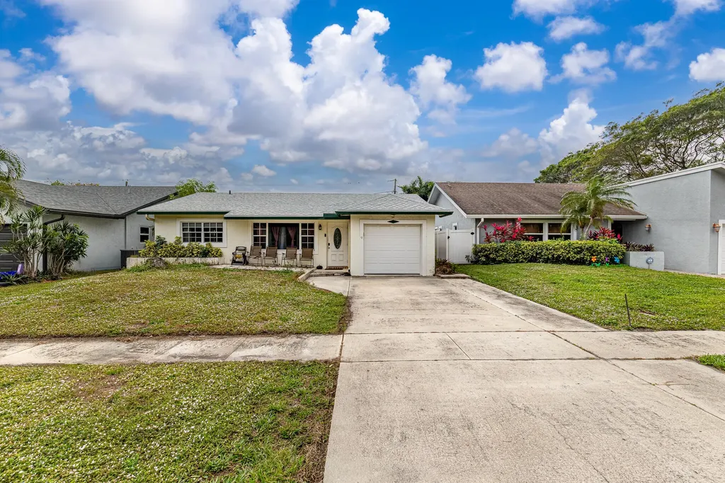 564 NW 55th Street Boca Raton FL 33487
