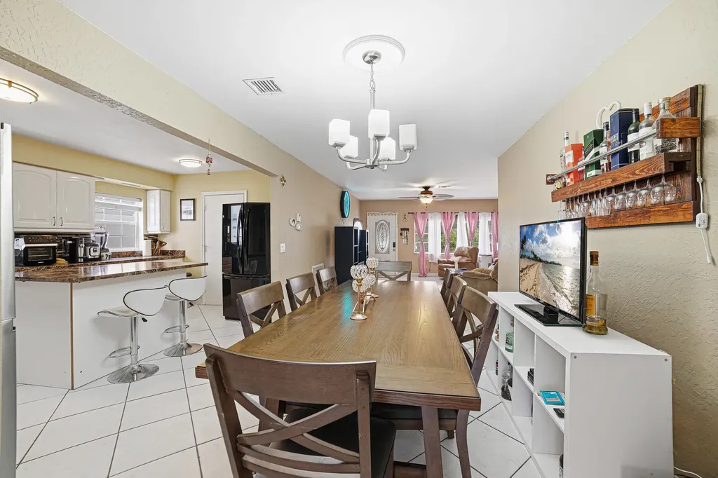 564 NW 55th Street Boca Raton FL 33487