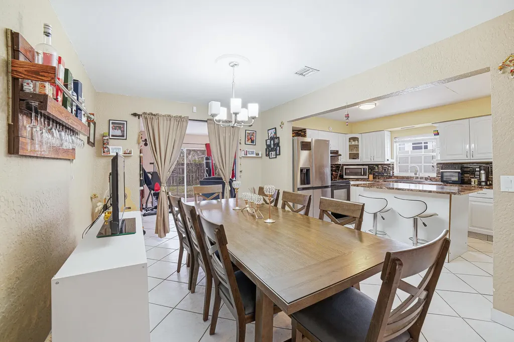 564 NW 55th Street Boca Raton FL 33487