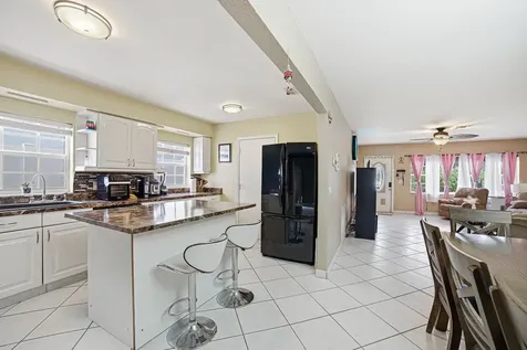 564 NW 55th Street Boca Raton FL 33487