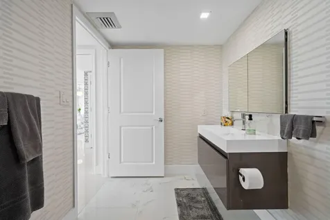610 W Las Olas Boulevard Fort Lauderdale FL 33312