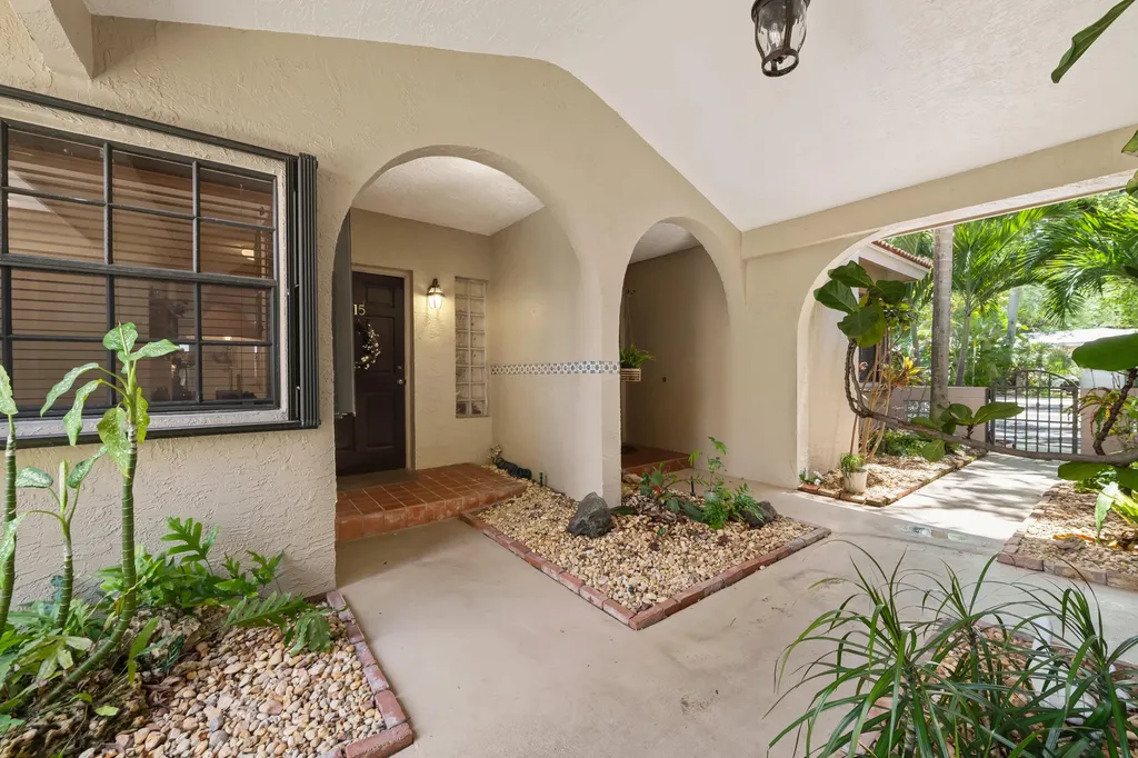905 SE 12th Court Fort Lauderdale FL 33316