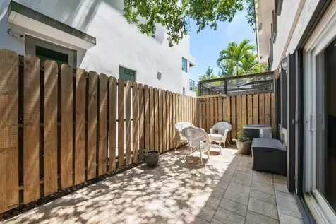 905 SE 12th Court Fort Lauderdale FL 33316
