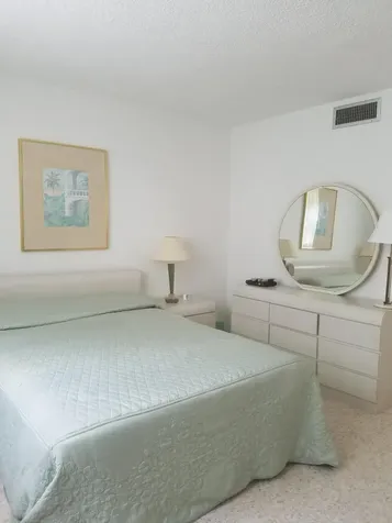 2565 S Ocean Boulevard Palm Beach FL 33480