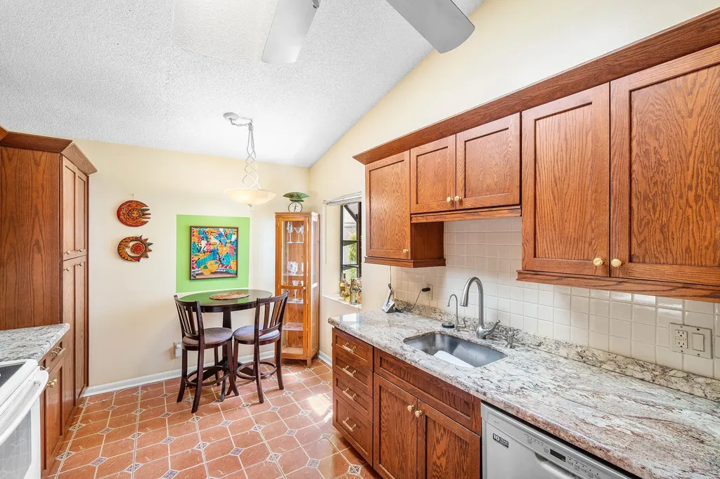 4820 Boxwood Circle Boynton Beach FL 33436