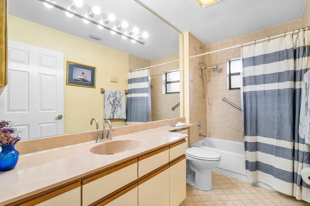 4820 Boxwood Circle Boynton Beach FL 33436