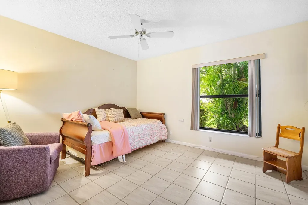 4820 Boxwood Circle Boynton Beach FL 33436