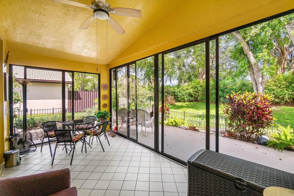 4820 Boxwood Circle Boynton Beach FL 33436