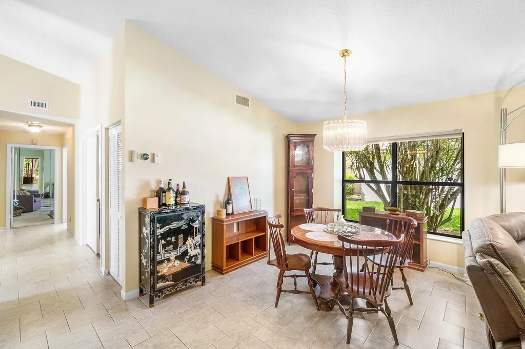 4820 Boxwood Circle Boynton Beach FL 33436