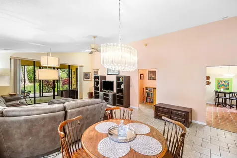 4820 Boxwood Circle Boynton Beach FL 33436