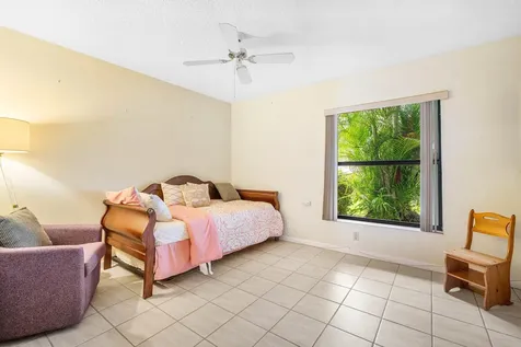 4820 Boxwood Circle Boynton Beach FL 33436