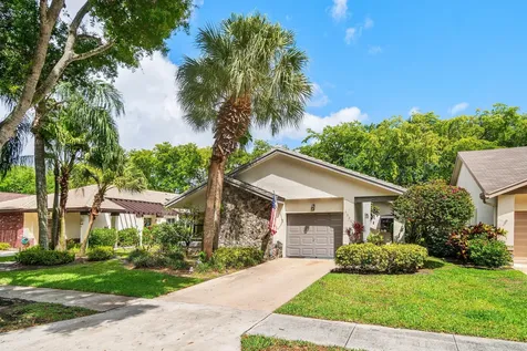 4820 Boxwood Circle Boynton Beach FL 33436