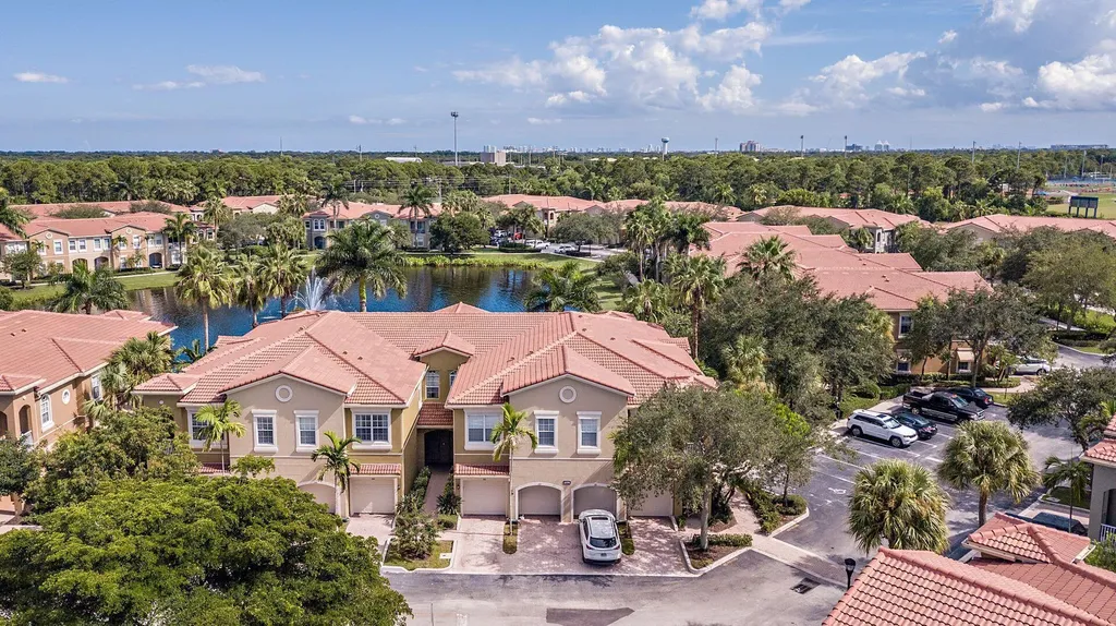 4890 Bonsai Circle Palm Beach Gardens FL 33418