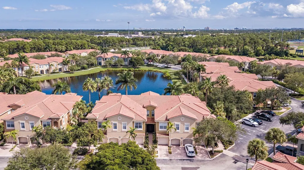 4890 Bonsai Circle Palm Beach Gardens FL 33418