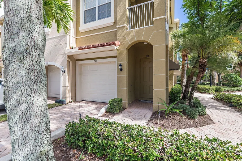 4890 Bonsai Circle Palm Beach Gardens FL 33418