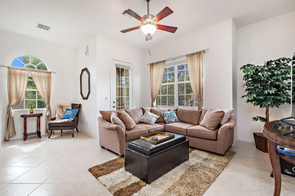 4890 Bonsai Circle Palm Beach Gardens FL 33418
