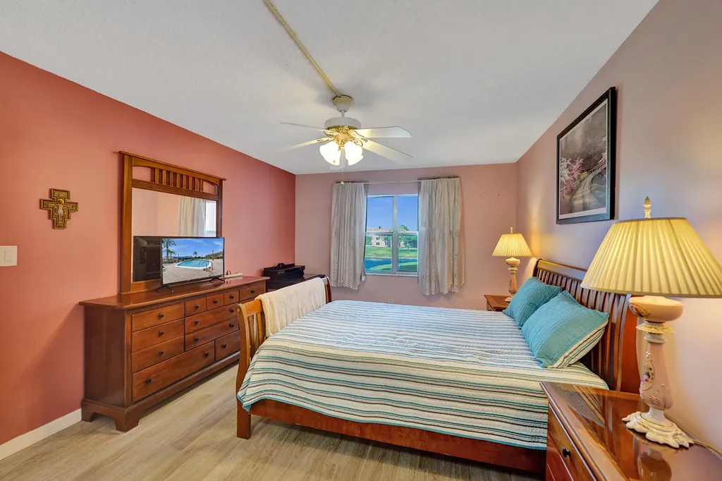 9421 Sunrise Lakes Boulevard Sunrise FL 33322
