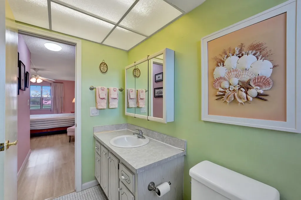 9421 Sunrise Lakes Boulevard Sunrise FL 33322