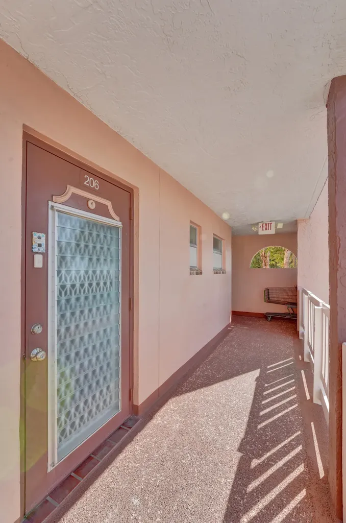 9421 Sunrise Lakes Boulevard Sunrise FL 33322