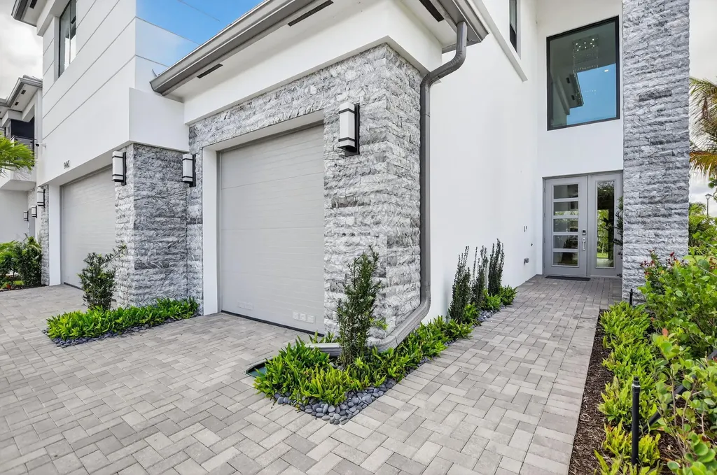 9426 Tangerine Coast Drive Boca Raton FL 33434