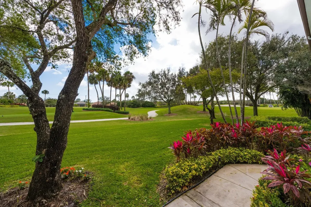 7284 Clunie Place Delray Beach FL 33446