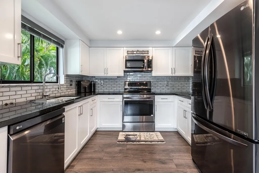 7284 Clunie Place Delray Beach FL 33446