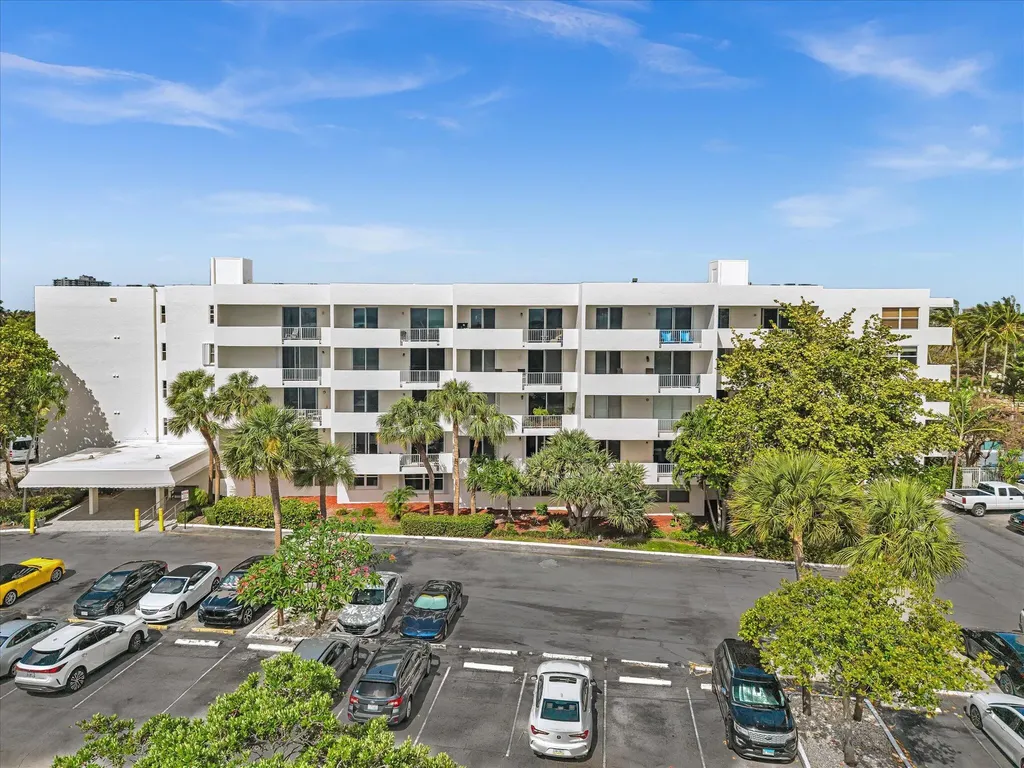 1421 S Ocean Boulevard Pompano Beach FL 33062
