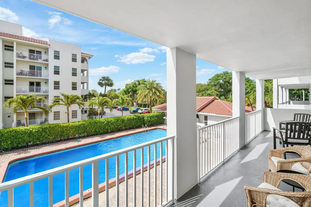 950 Ponce De Leon Road Boca Raton FL 33432