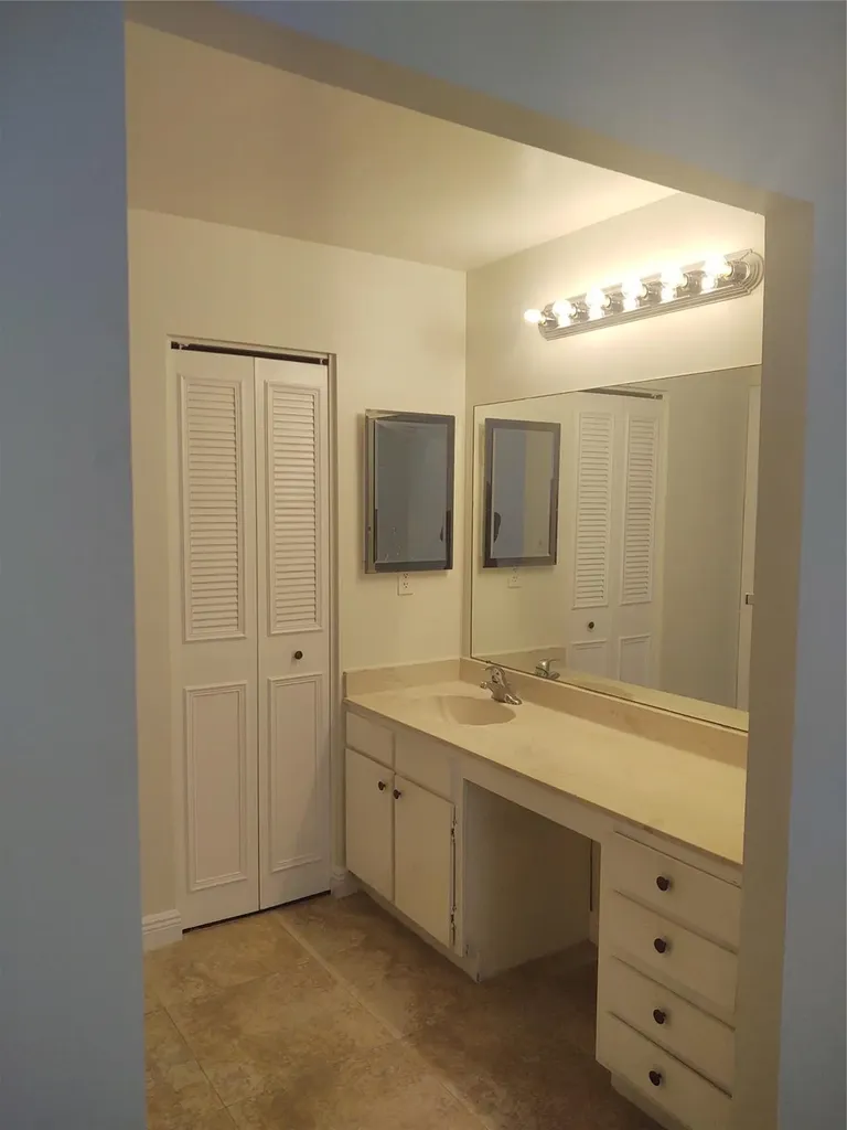 9 Royal Palm Way Boca Raton FL 33432