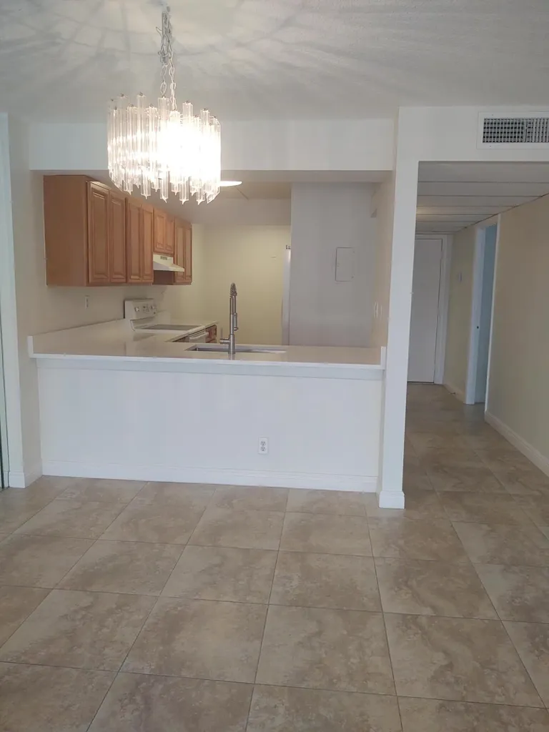 9 Royal Palm Way Boca Raton FL 33432