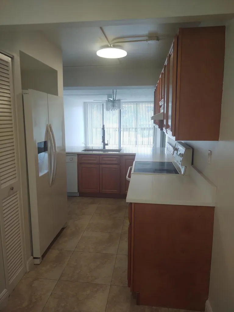 9 Royal Palm Way Boca Raton FL 33432