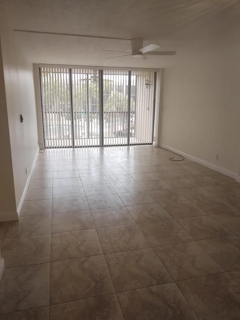 9 Royal Palm Way Boca Raton FL 33432