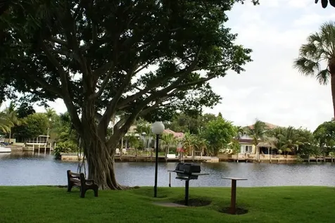 9 Royal Palm Way Boca Raton FL 33432