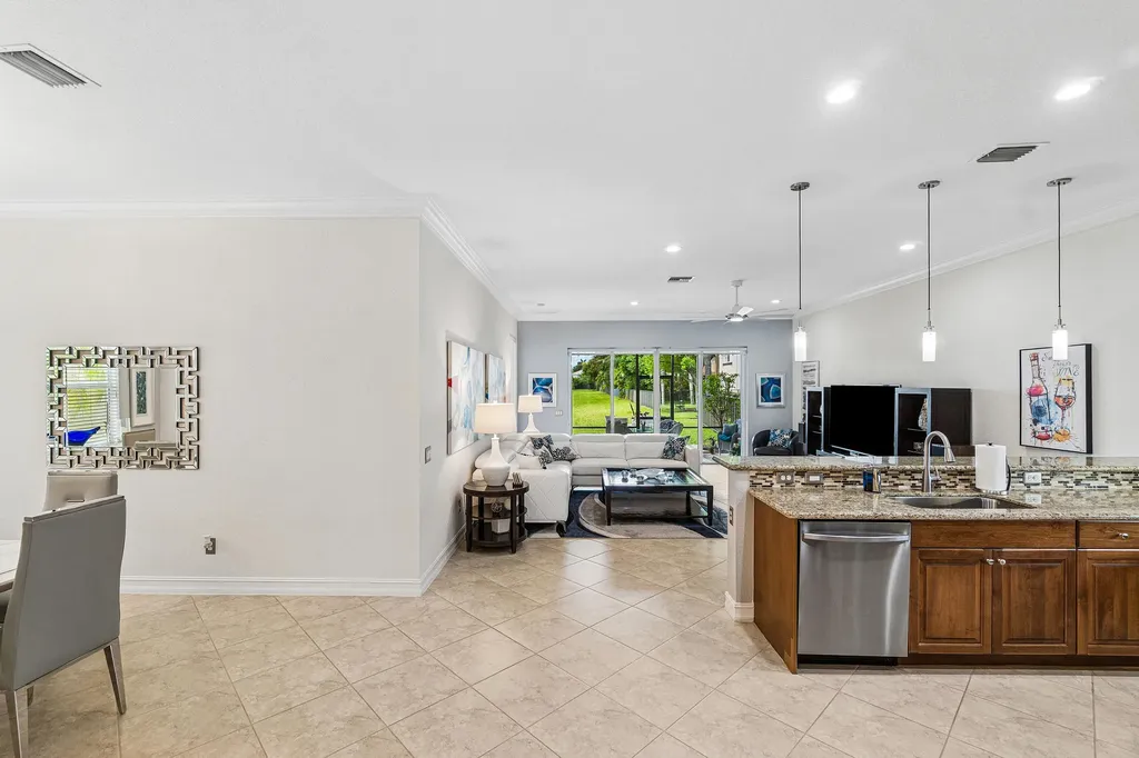11565 Ponywalk Trail Boynton Beach FL 33473