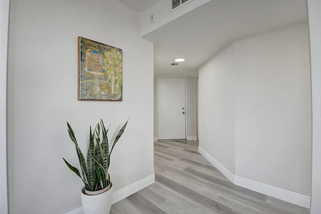 600 Egret Circle Delray Beach FL 33444